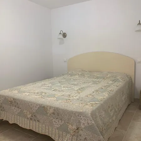 T2 40m2 + Jardin A 10min A Pied Des Plages La Ciotat